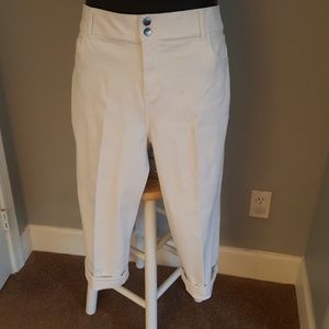 White Capri Pants